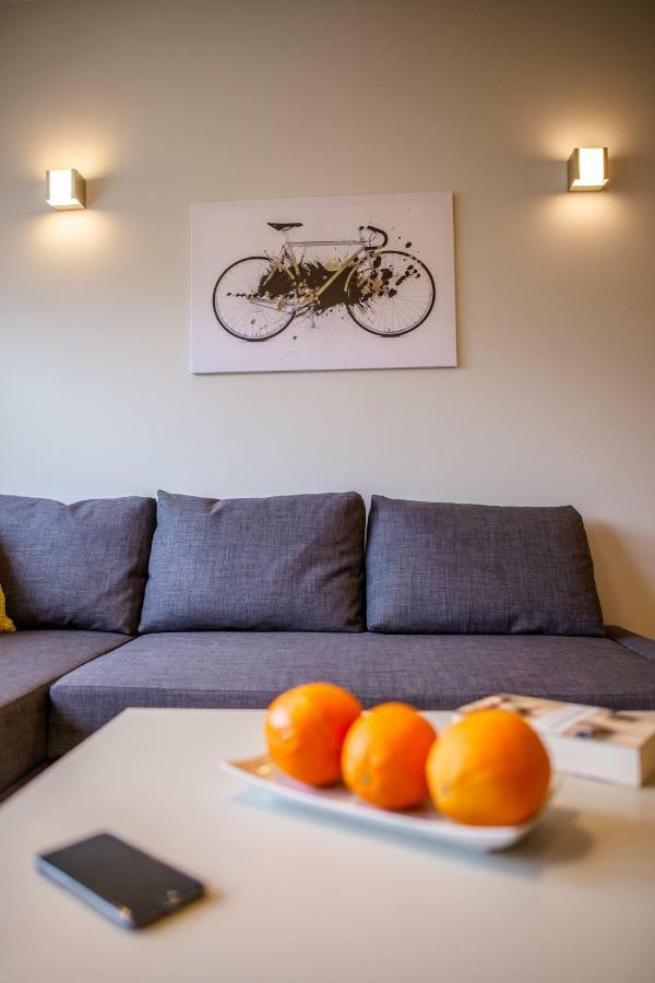 Apartament New Praga Near To Metro, Free Parking Varşovia Exterior foto